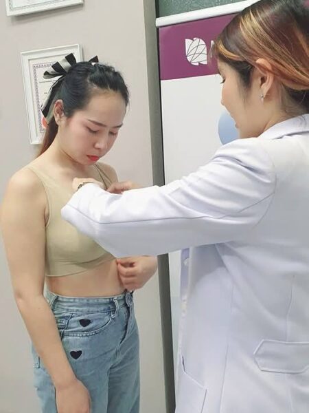 ปรึกษาศัลยกรรมทรวงอก เสริมหน้าอก ทำนม กับหมออ๋อง เชียงใหม่